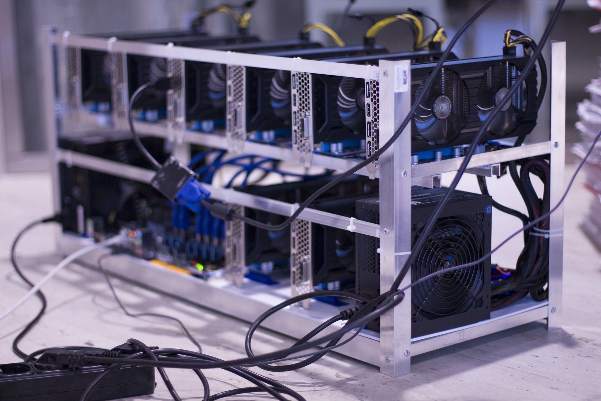 Cumulative Bitcoin Mining Revenue Surpasses $20 Billion