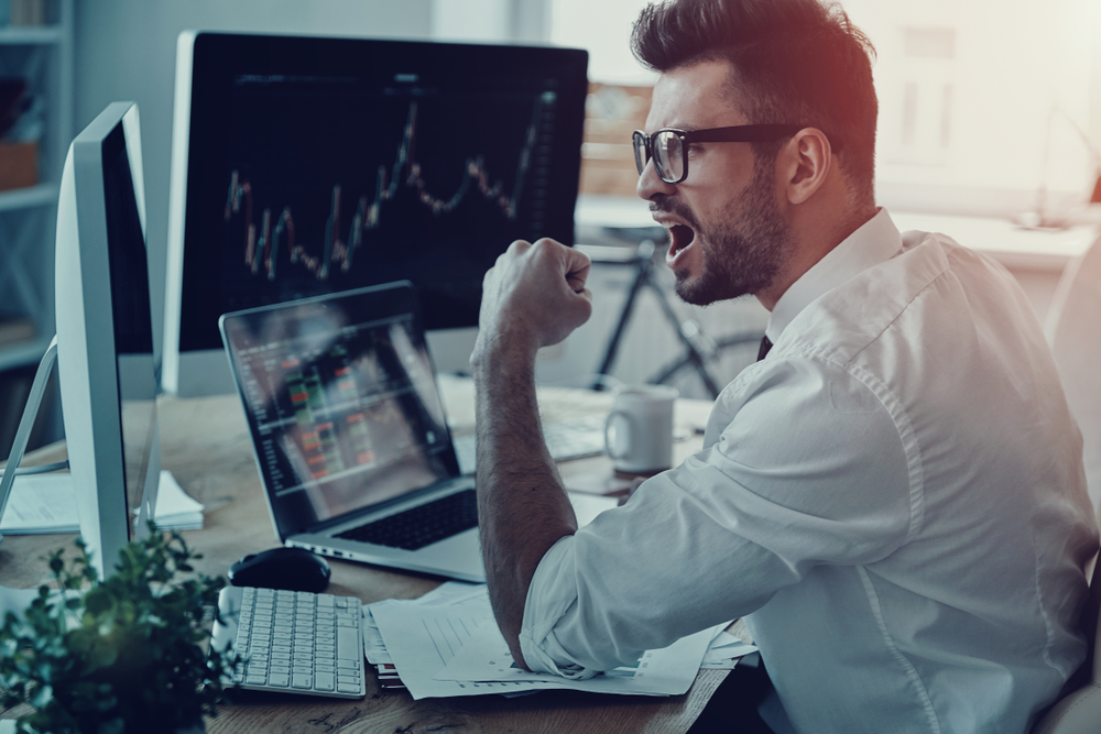 Descubre Axia Trade: ¿Qué Tiene Para Ofrecer Uno de los Brókers Más Comentados del Momento?